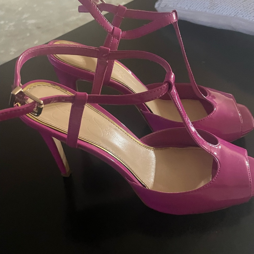 Pink heels
